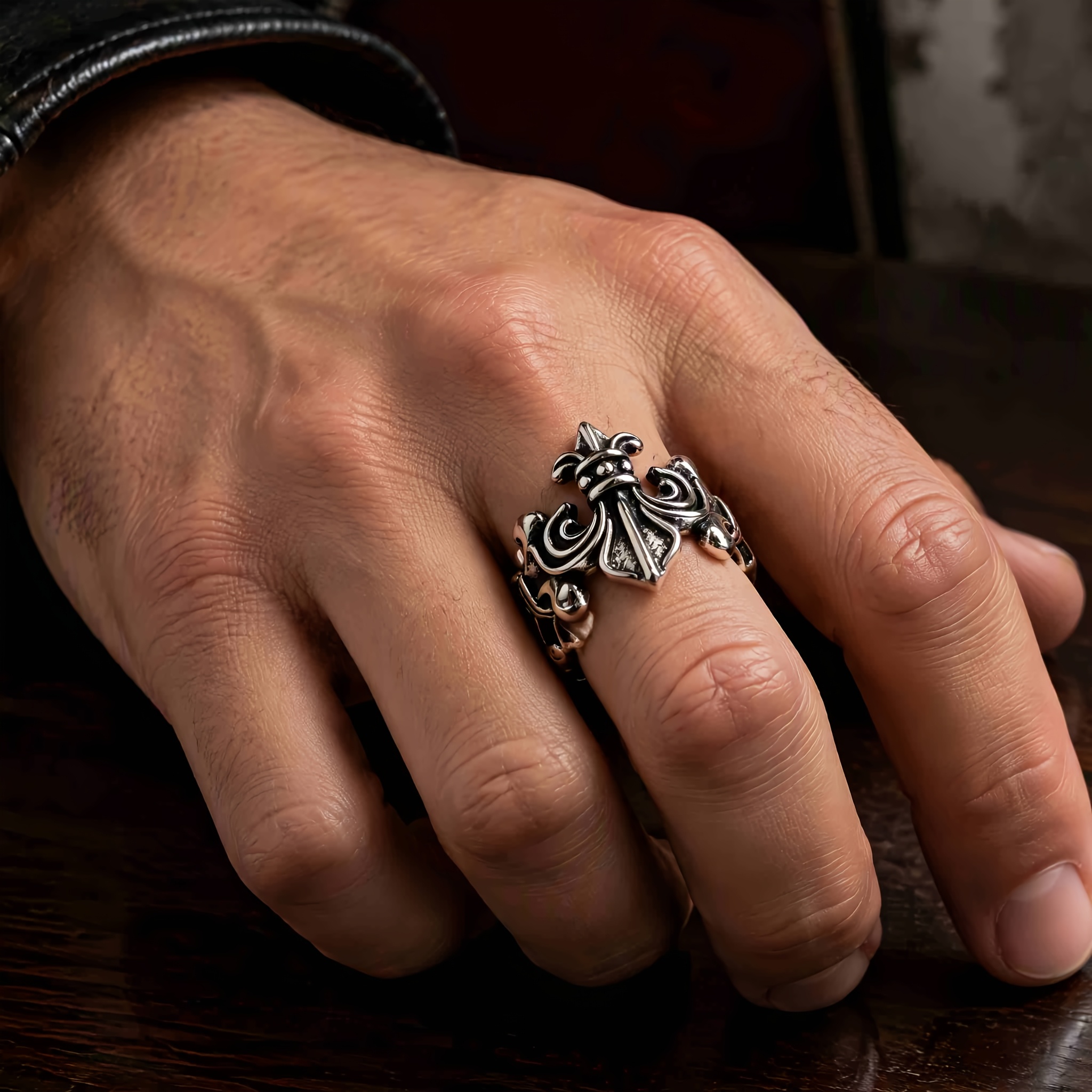 Unisex Retro Carved Pattern Adjustable Open Ring, Statement Piece